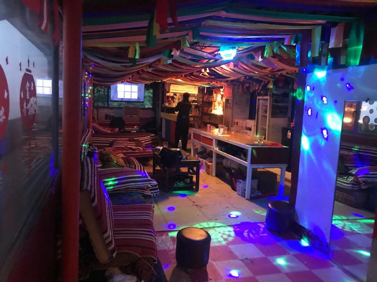 Monkey Jane'S Guesthouse Yangshuo Exterior foto